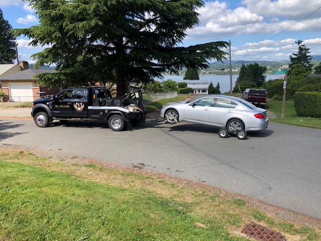 car towing in Renton, Washington